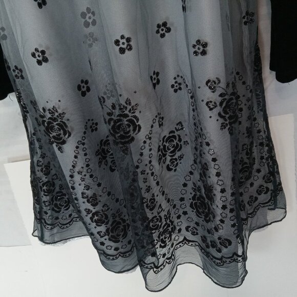 MARC & MADDIE Size 16 Black Fully-Lined Floral Accents Long Sleeve Dress Lace - Picture 7 of 16